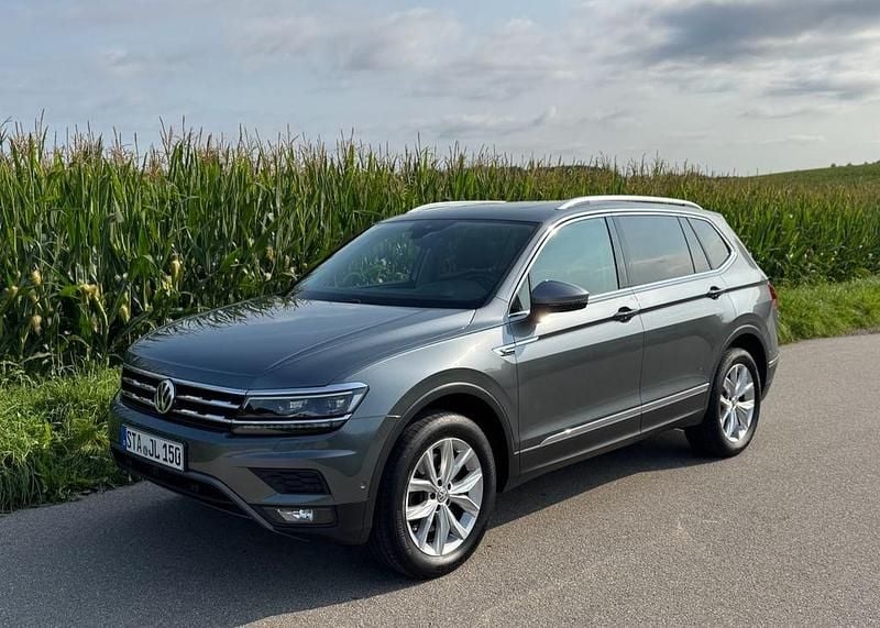 Grau Gebraucht 2020 VW Tiguan Allspace SUV | 32.800 € (Fairer Preis) - Bild 1/4
