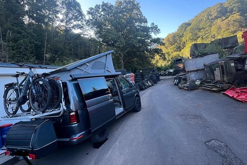 Gebraucht VW California Beach 204 PS (150 kW) 2017 Grau Van