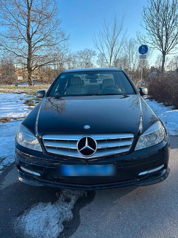 Schwarz Gebraucht 2010 Mercedes C220 AMG Limousine | 5.800 € (Guter Preis) - Bild 1/4