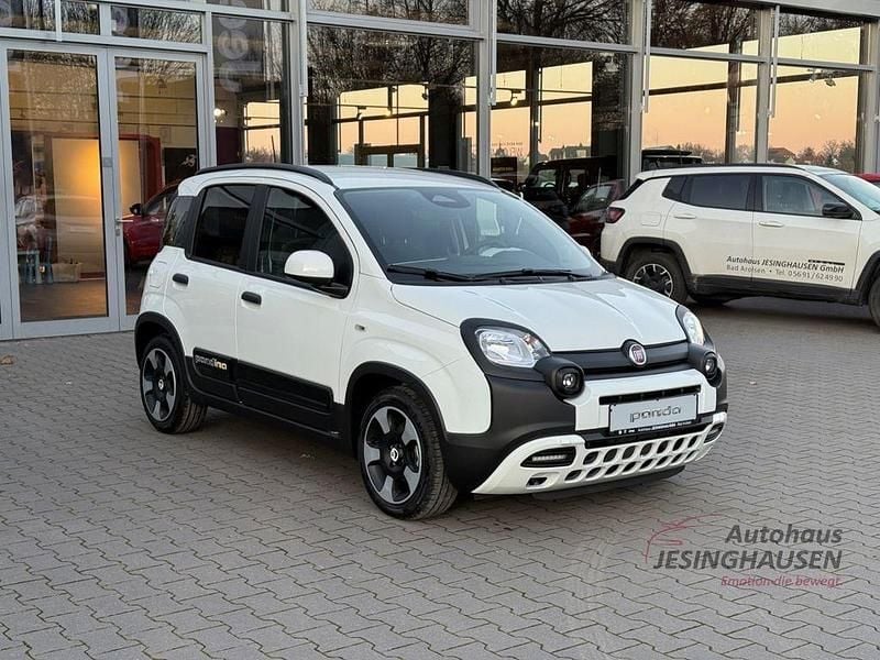 Neu Fiat Panda Cross Cross 69 PS (50 kW) 2025 Weiß Kleinwagen