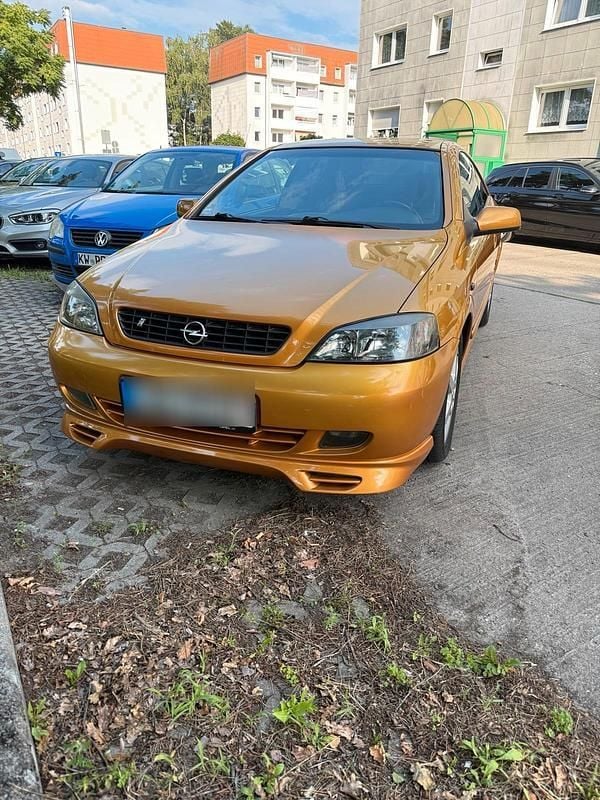 Gelb Gebraucht 2000 Opel Astra Coupé | 3.000 € - Bild 1/4