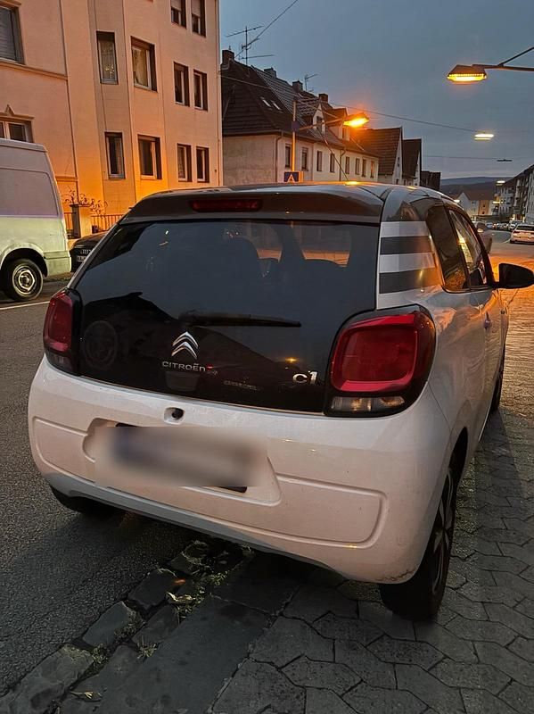 Weiß Gebraucht 2014 Citroën C1 PureTech Kleinwagen | 6.000 € (Fairer Preis) - Bild 1/4
