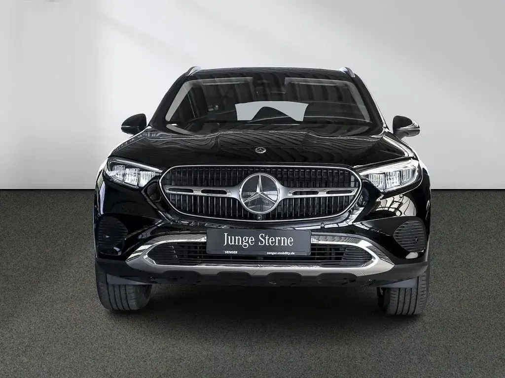 Gebraucht Mercedes GLC220 Avantgarde 197 PS (144 kW) 2024 Schwarz SUV