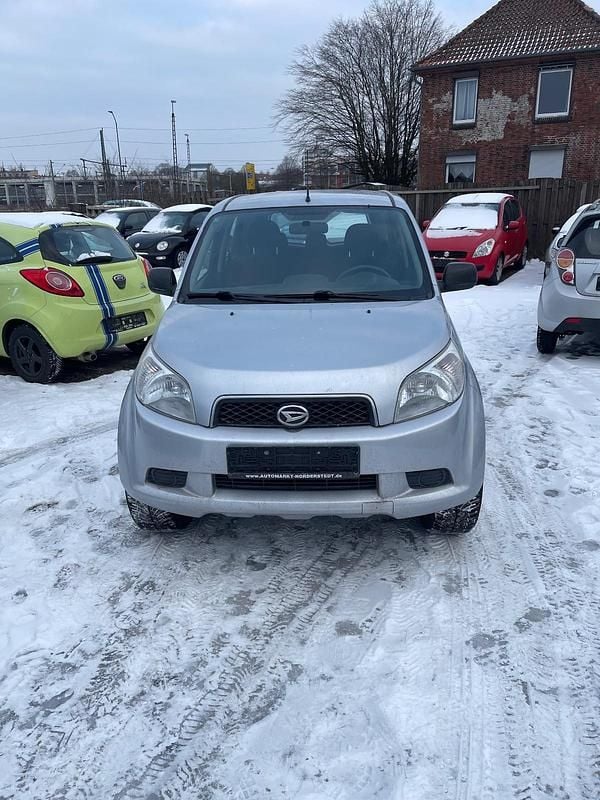 Silber Gebraucht 2007 Daihatsu Terios SUV | 3.000 € (Fairer Preis) - Bild 1/4