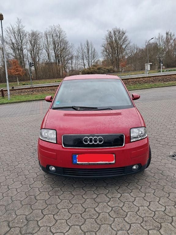 Usata Audi A2 75 CV (55 kW) 2003 Rosso Utilitaria