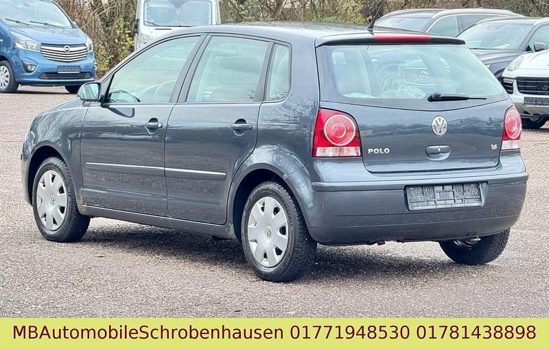 Gebraucht VW Polo Comfortline 75 PS (55 kW) 2005 Blau Kleinwagen