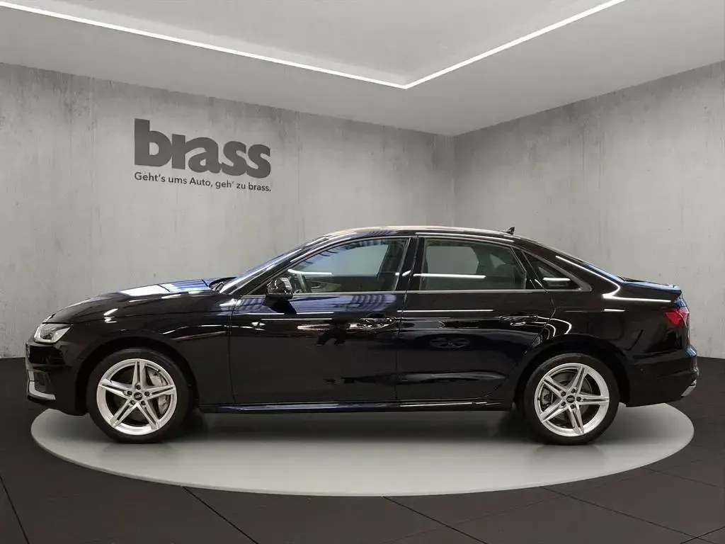 Gebraucht Audi A4 Advanced Plus 286 PS (210 kW) 2022 Mythosschwarz metallic Limousine