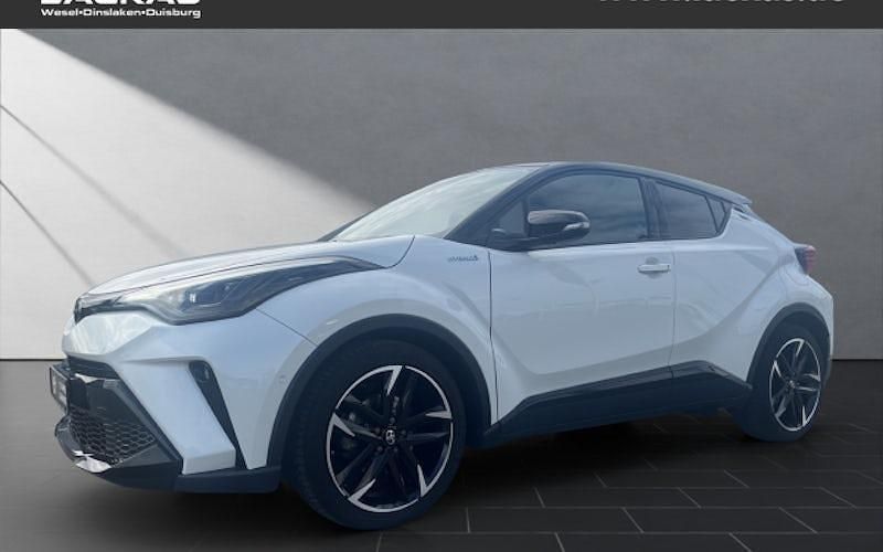 Weiß Gebraucht 2021 Toyota C-HR Sport SUV | 25.449 € (Etwas zu teuer) - Bild 1/4
