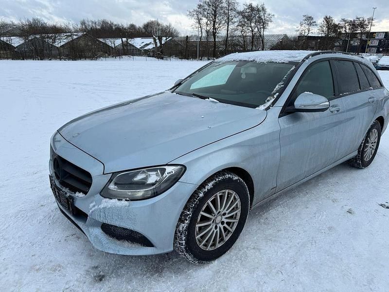 Silber Gebraucht 2014 Mercedes C200 Limousine | 7.950 € (Guter Preis) - Bild 1/4