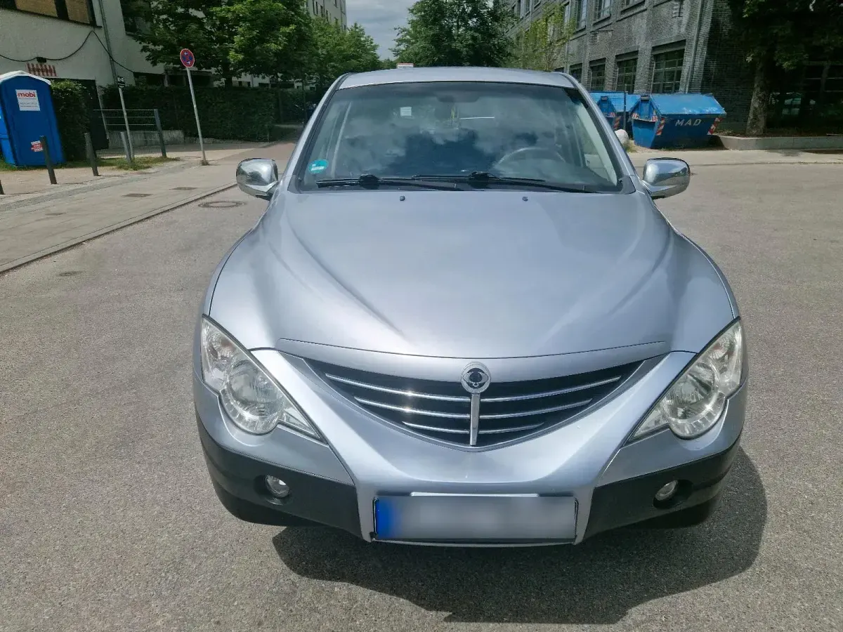 Gebraucht SsangYong Actyon 141 PS (103 kW) 2007 Silber SUV