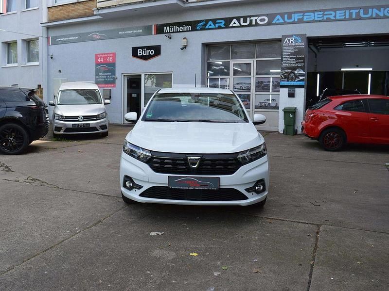 Gebraucht Dacia Sandero Comfort 91 PS (66 kW) 2021 Weiß Limousine