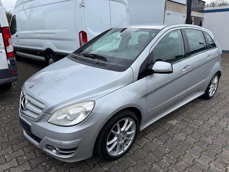 Gebraucht Mercedes B170 116 PS (85 kW) 2008 Silber Van / Kleinbus