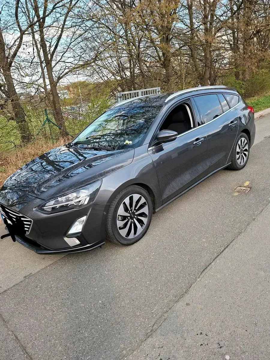 Usata Ford Focus 150 CV (110 kW) 2019 Grigio Station wagon