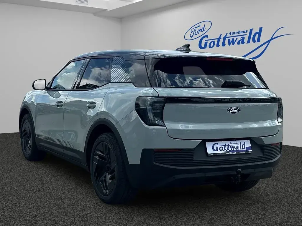 Neu Ford Explorer Collection 210 kW (286 PS) 2026 Grau SUV