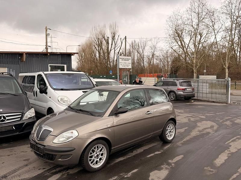 Gebraucht Lancia Ypsilon 60 PS (44 kW) 2006 Braun Kleinwagen