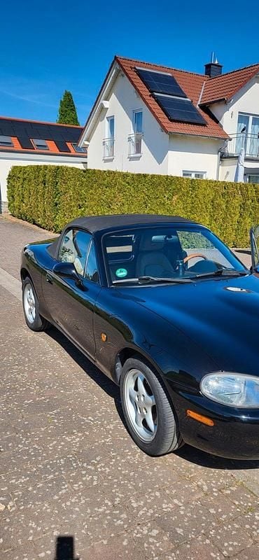 Gebraucht Mazda MX5 110 PS (80 kW) 2000 Schwarz Cabrio