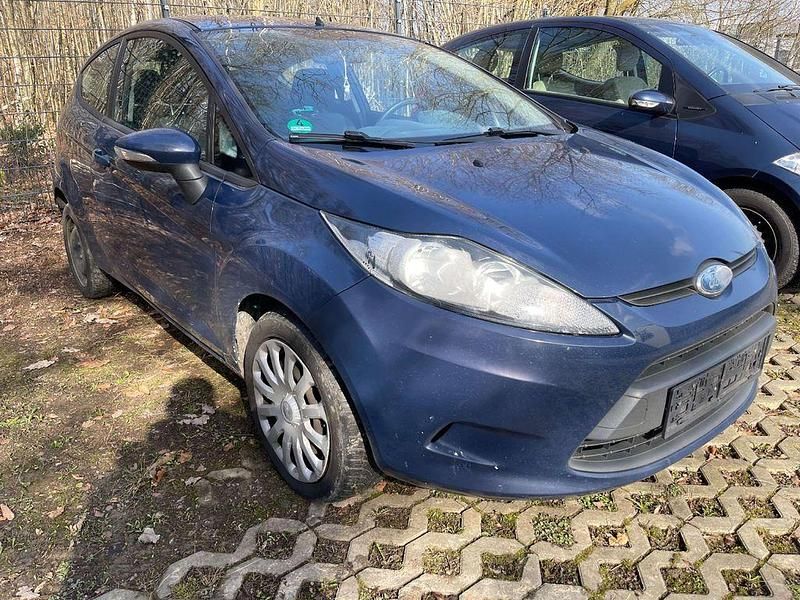Gebraucht Ford Fiesta Trend 60 PS (44 kW) 2009 Blazerblau Kleinwagen