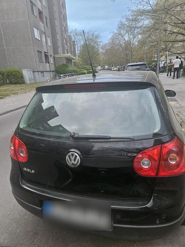 Gebraucht VW Golf V 80 PS (58 kW) 2006 Schwarz Kleinwagen