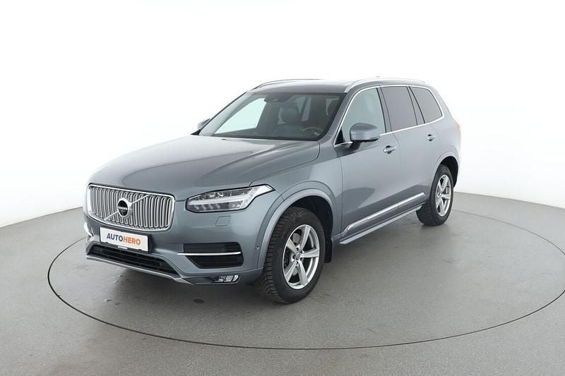 Grau Gebraucht 2016 Volvo XC90 Inscription SUV | 30.920 € (Fairer Preis) - Bild 1/4