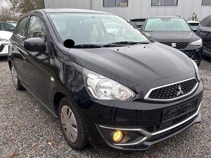 Gebraucht Mitsubishi Space Star Diamant Edition 71 PS (52 kW) 2019 Schwarz Limousine