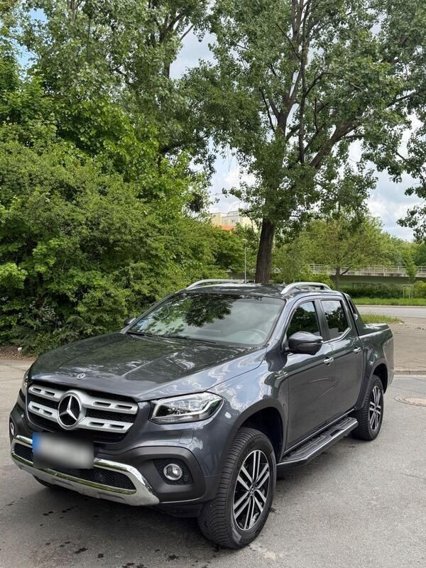 Grau Gebraucht 2020 Mercedes X350 Abholung | 48.000 € (Fairer Preis) - Bild 1/4