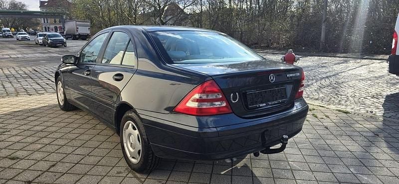 Gebraucht Mercedes C180 143 PS (105 kW) 2003 Schwarz Limousine