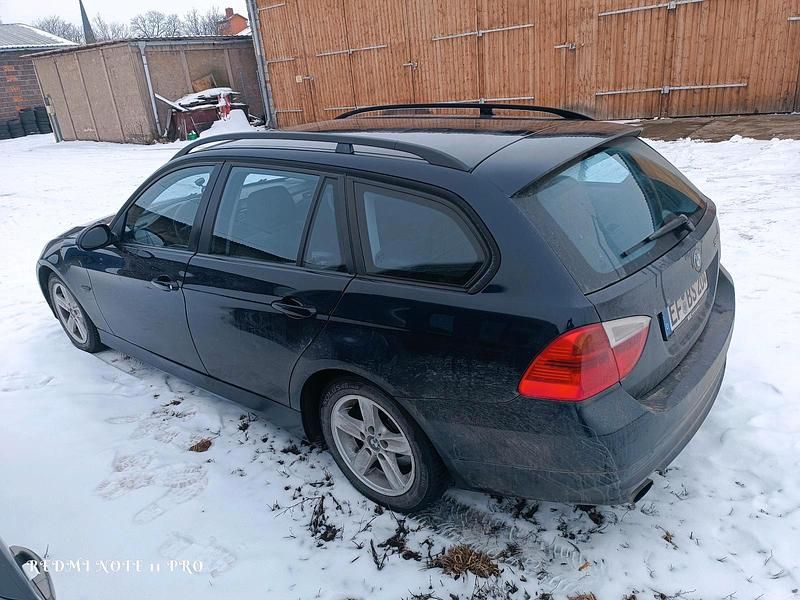 Gebraucht BMW 318 143 PS (105 kW) 2008 Blau Kombi