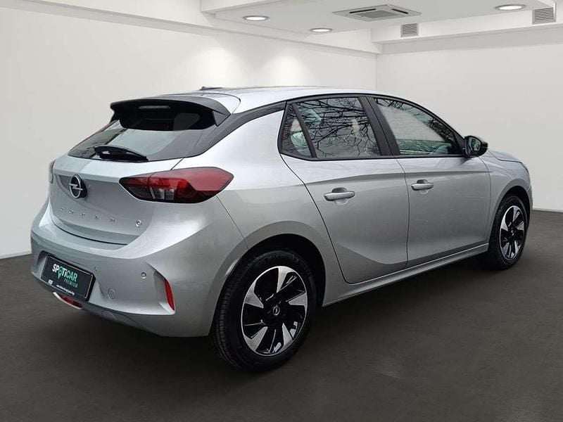 Gebraucht Opel Corsa-e 100 kW (136 PS) 2023 Kristall silber (met Kleinwagen
