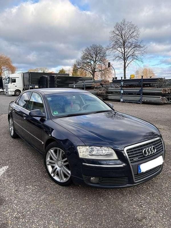 Gebraucht Audi A8 Ambiente 232 PS (170 kW) 2005 Blau Limousine