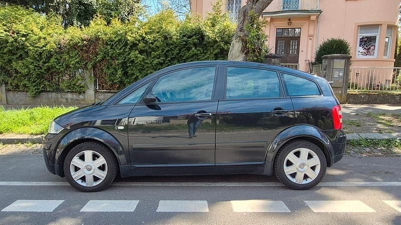 Second-hand Audi A2 75 CP (55 kW) 2002 Negru Hatchback