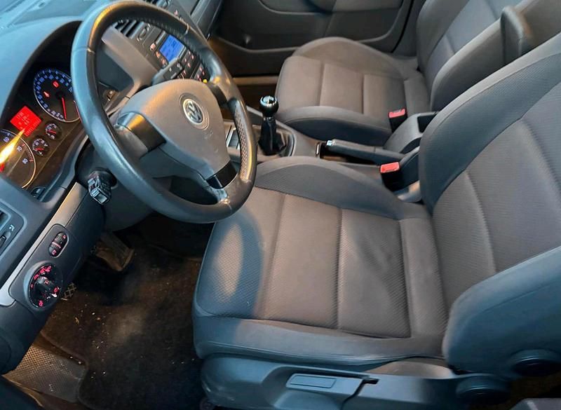 Gebraucht VW Golf IV 102 PS (75 kW) 2005 Rot Limousine