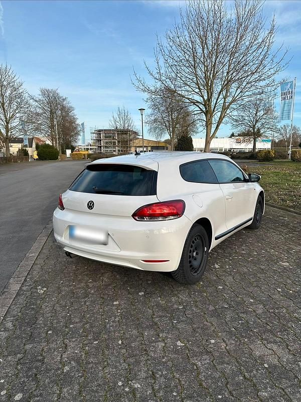 Gebraucht VW Scirocco 122 PS (89 kW) 2013 Weiß Coupé