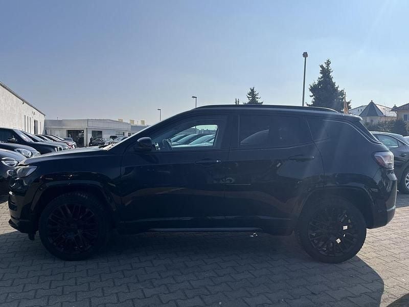 Gebraucht Jeep Compass Altitude 131 PS (96 kW) 2024 Schwarz SUV