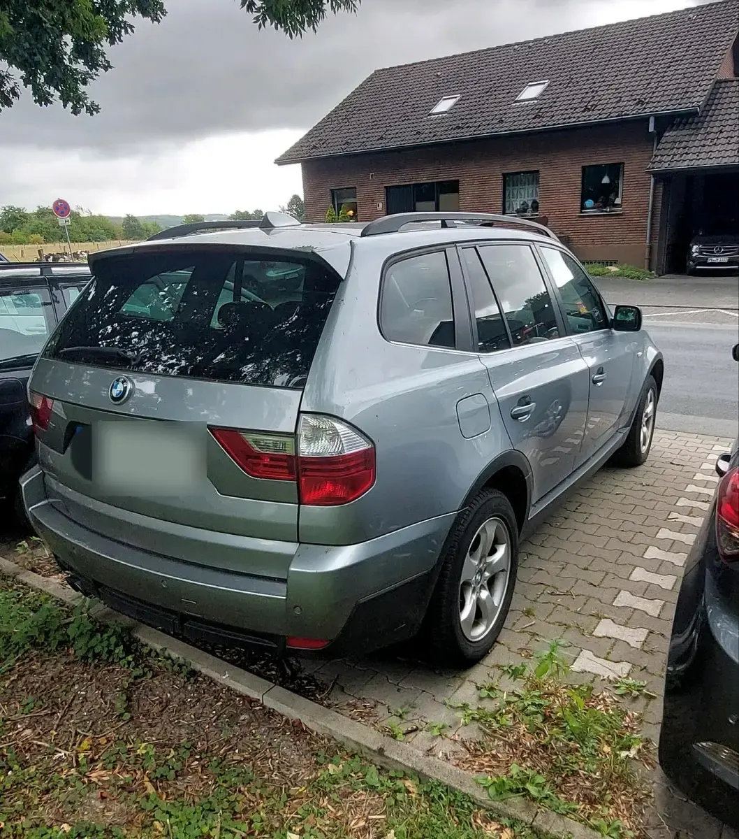 Gebraucht BMW X3 224 PS (164 kW) 2007 Silber SUV
