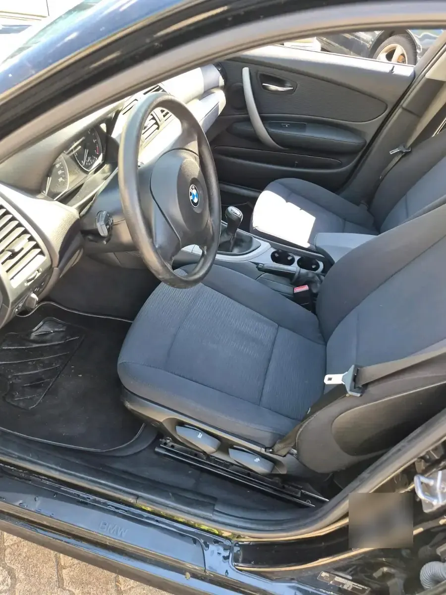 Gebraucht BMW 116 2011 Schwarz Kleinwagen
