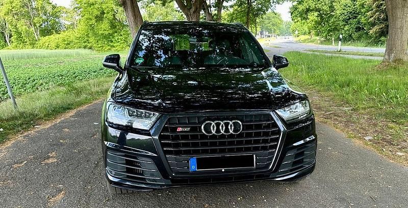 Schwarz Gebraucht 2017 Audi SQ7 Sport SUV | 33.900 € (Guter Preis) - Bild 1/4