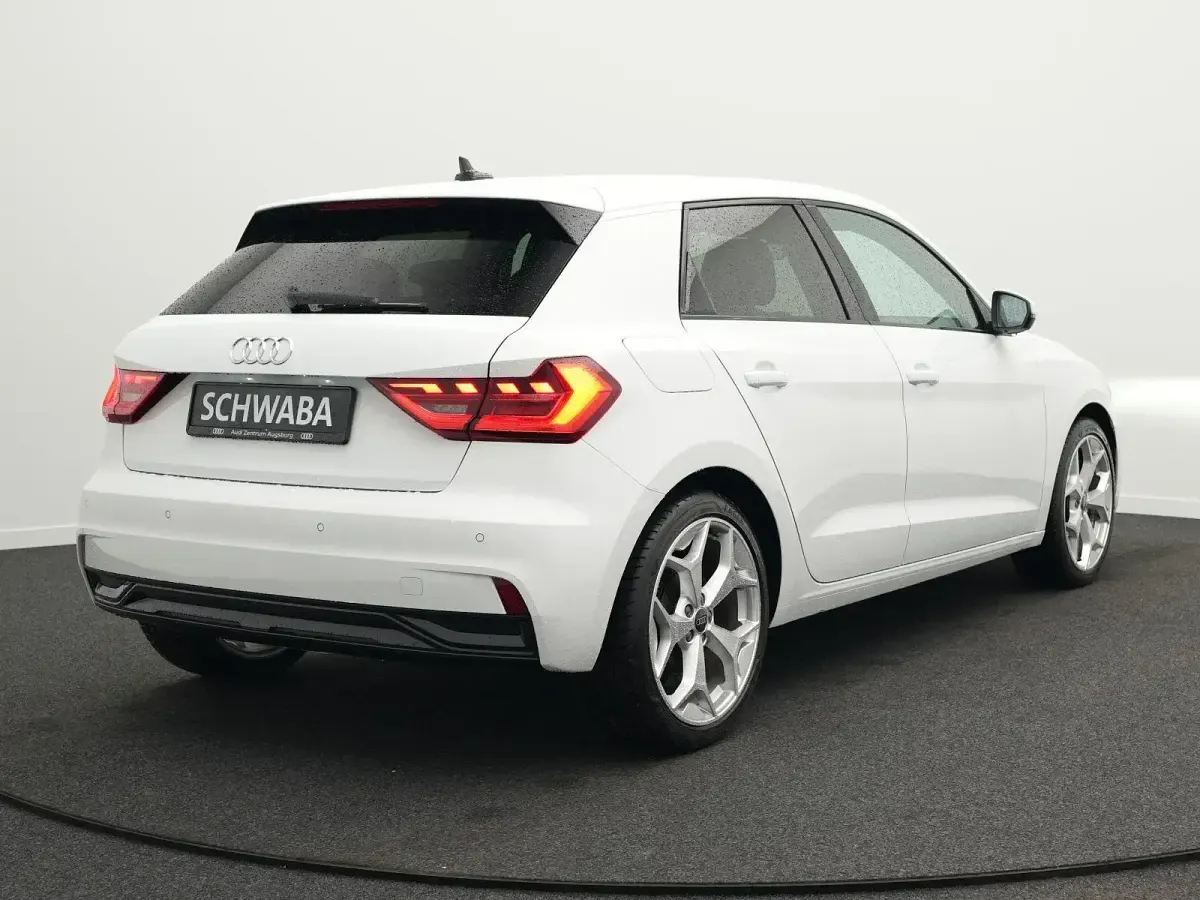 Gebraucht Audi A1 Sportback Advanced Plus 95 PS (69 kW) 2022 Weiß Kleinwagen
