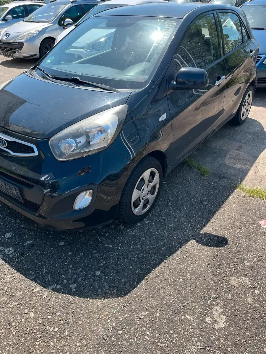 Gebraucht Kia Picanto 60 PS (44 kW) 2010 Schwarz Kleinwagen