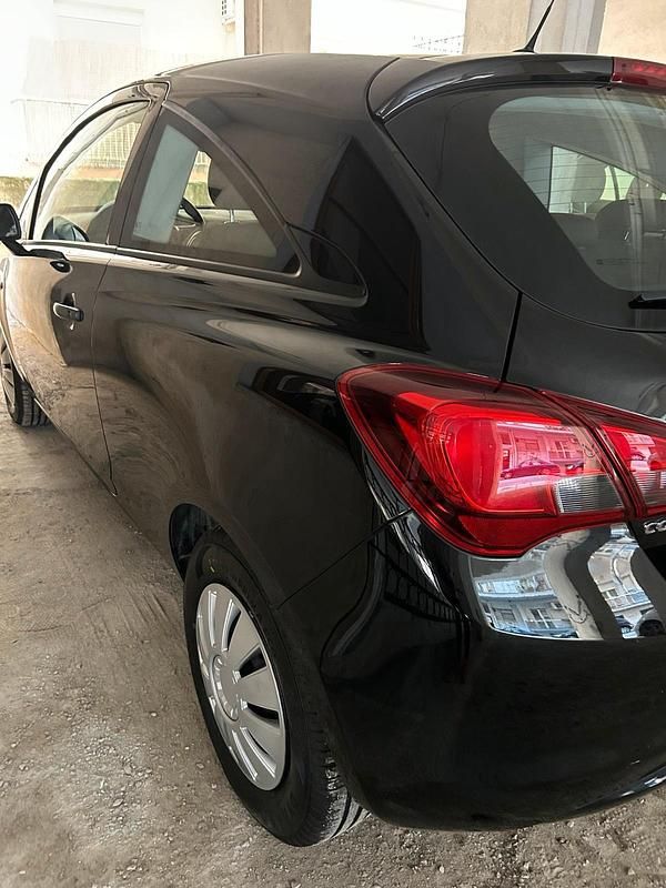 Gebraucht Opel Corsa Edition 69 PS (50 kW) 2017 Schwarz Kleinwagen