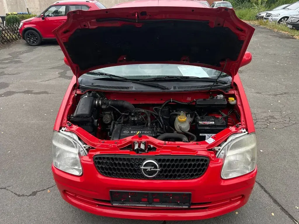 Gebraucht Opel Agila 58 PS (42 kW) 2002 Rot Van / Kleinbus
