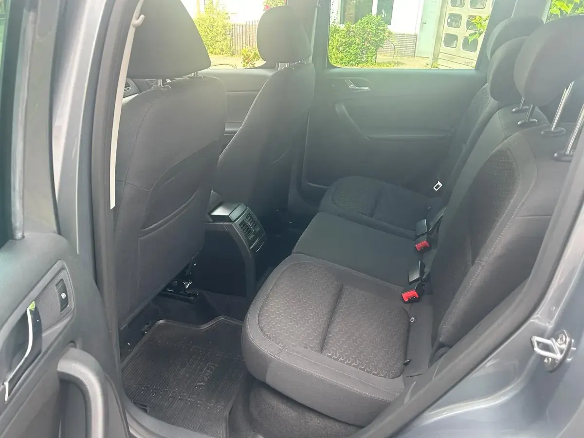 Gebraucht Skoda Yeti 105 PS (77 kW) 2012 Grau SUV