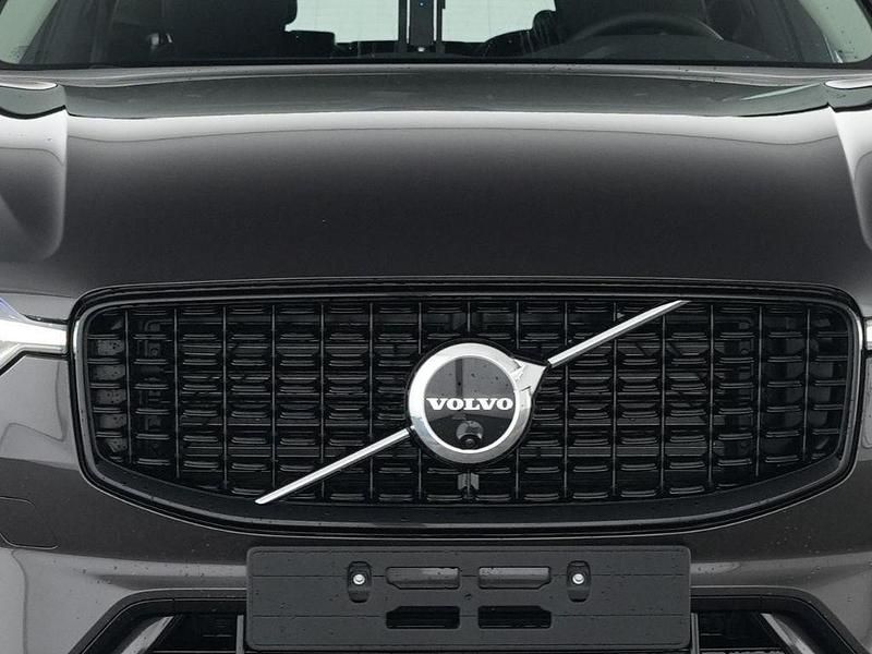 Gebraucht Volvo XC60 Plus 250 PS (183 kW) 2025 Platinum grey / metallic SUV