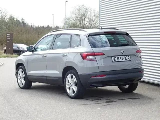 Gebraucht Skoda Karoq Style 150 PS (110 kW) 2018 Steelgrau SUV
