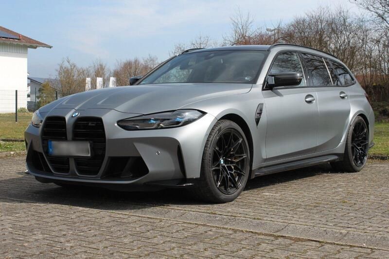 Grau Gebraucht 2023 BMW M3 Shadowline Kombi | 92.500 € (Teuer) - Bild 1/4