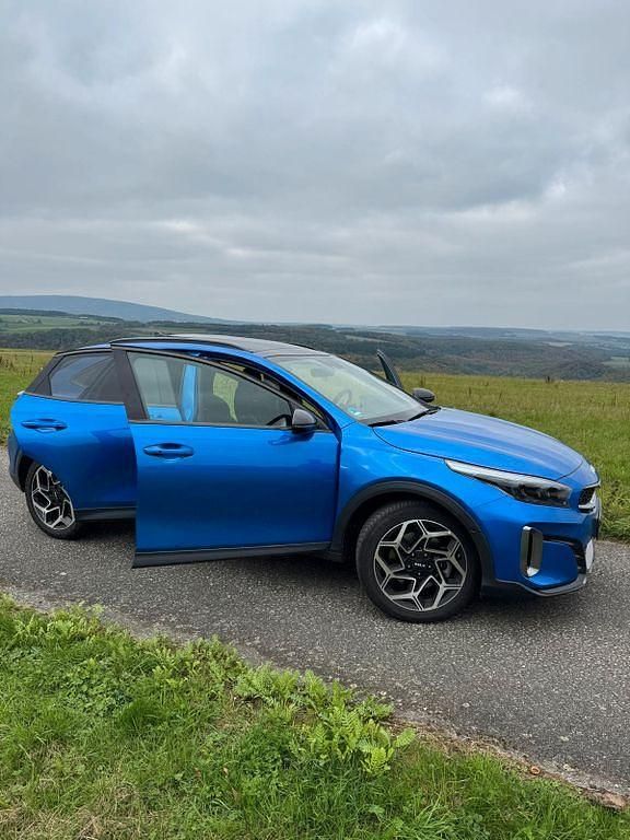 Blau Gebraucht 2024 Kia XCeed GT-Line SUV | 26.900 € (Superpreis) - Bild 1/4
