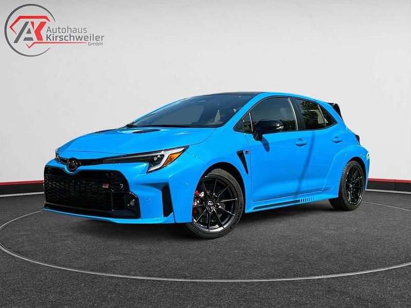 Blau Neu 2025 Toyota Corolla Edition Limousine | 64.990 € - Bild 1/4