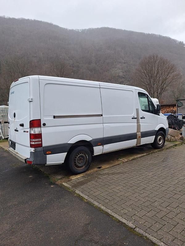 Weiß Gebraucht 2010 Mercedes Sprinter Van | 5.490 € (Guter Preis) - Bild 1/4