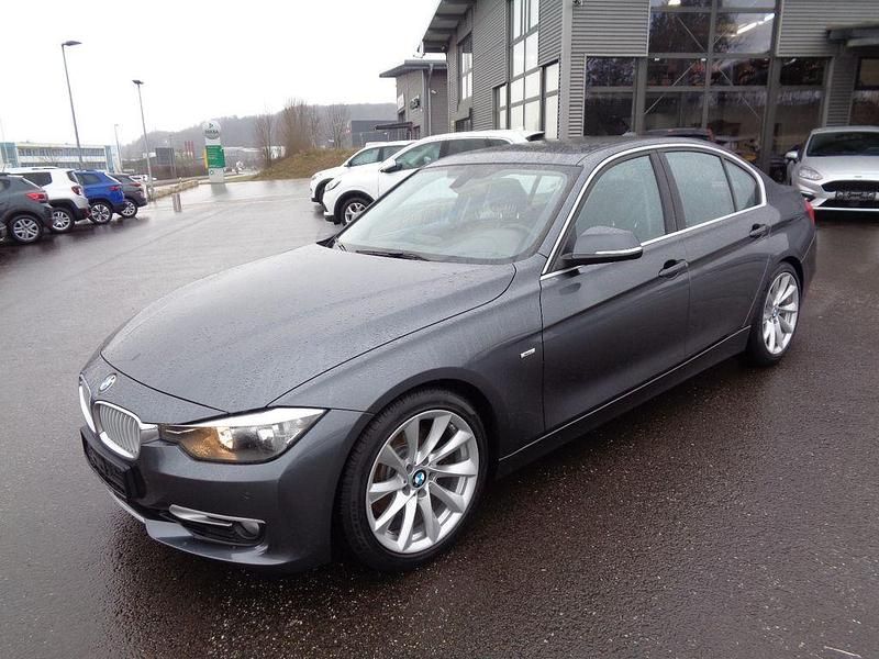 Gebraucht BMW 328 245 PS (180 kW) 2014 Grau Limousine