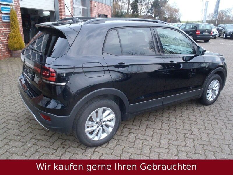 Gebraucht VW T-Cross Life 110 PS (80 kW) 2023 Deep black perleffekt (metallic) SUV