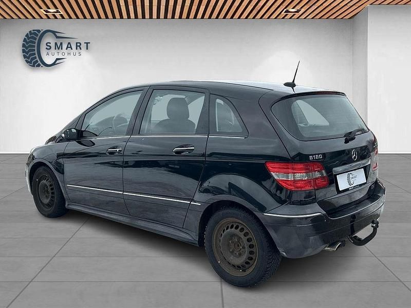 Gebraucht Mercedes B180 109 PS (80 kW) 2007 Schwarz Van / Kleinbus
